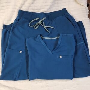 Fabletics Scrub Set, Caribean Blue